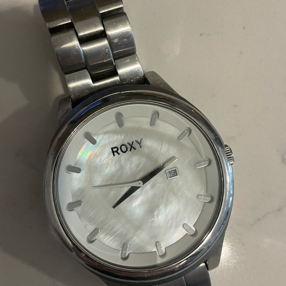 Roxy watch ! Pearl face called the Mistress